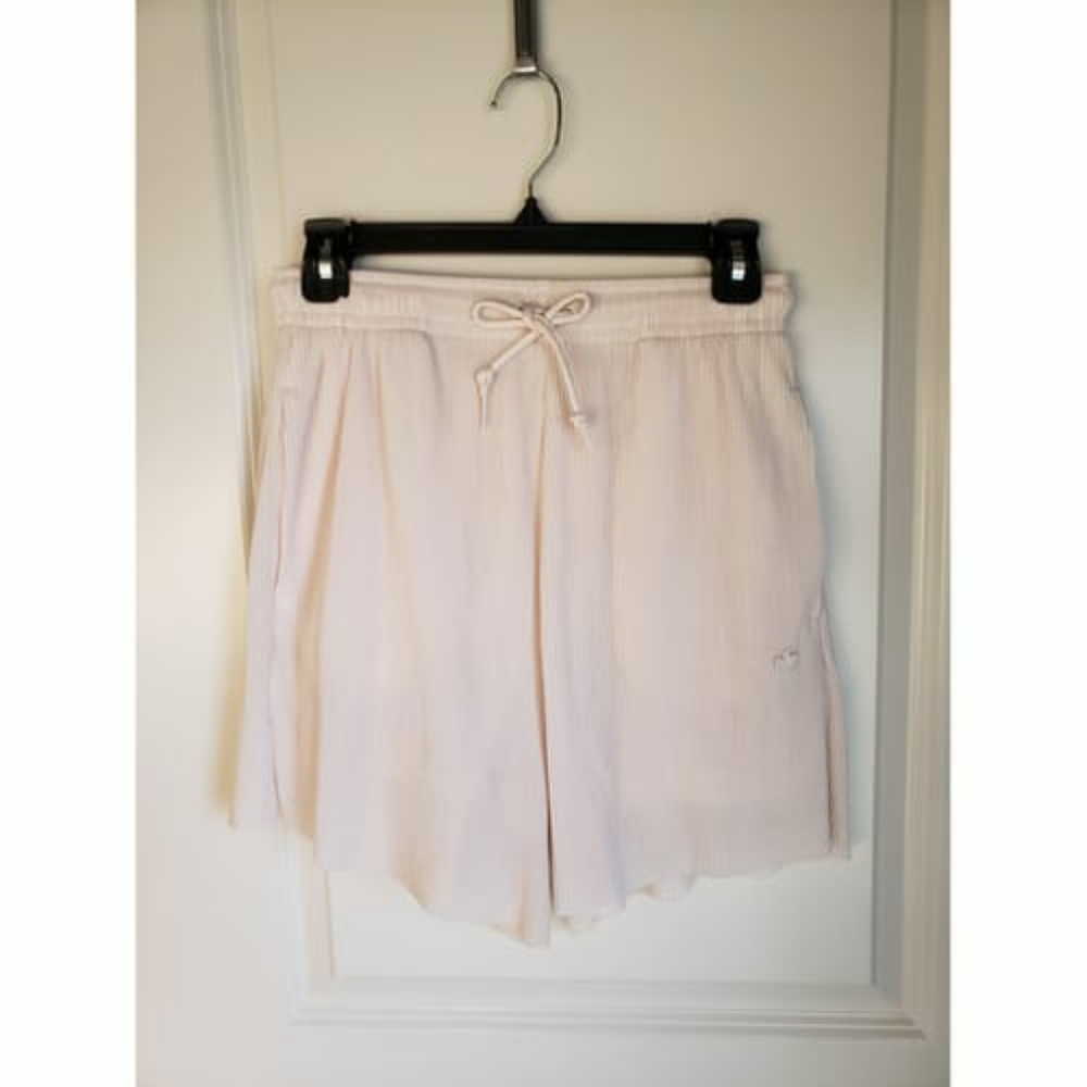 ADIDAS ORIGINAL ADICOLOR PLISSÉ SHORTS CREAM (Pleated Shorts)